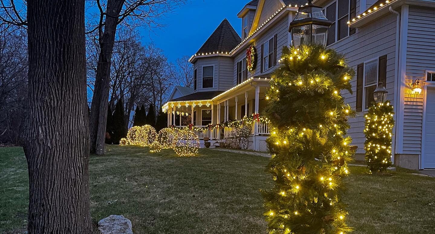 LightLinks - Holiday Lighting of MA